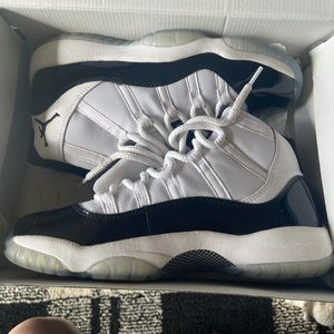 Jordan concord 11s